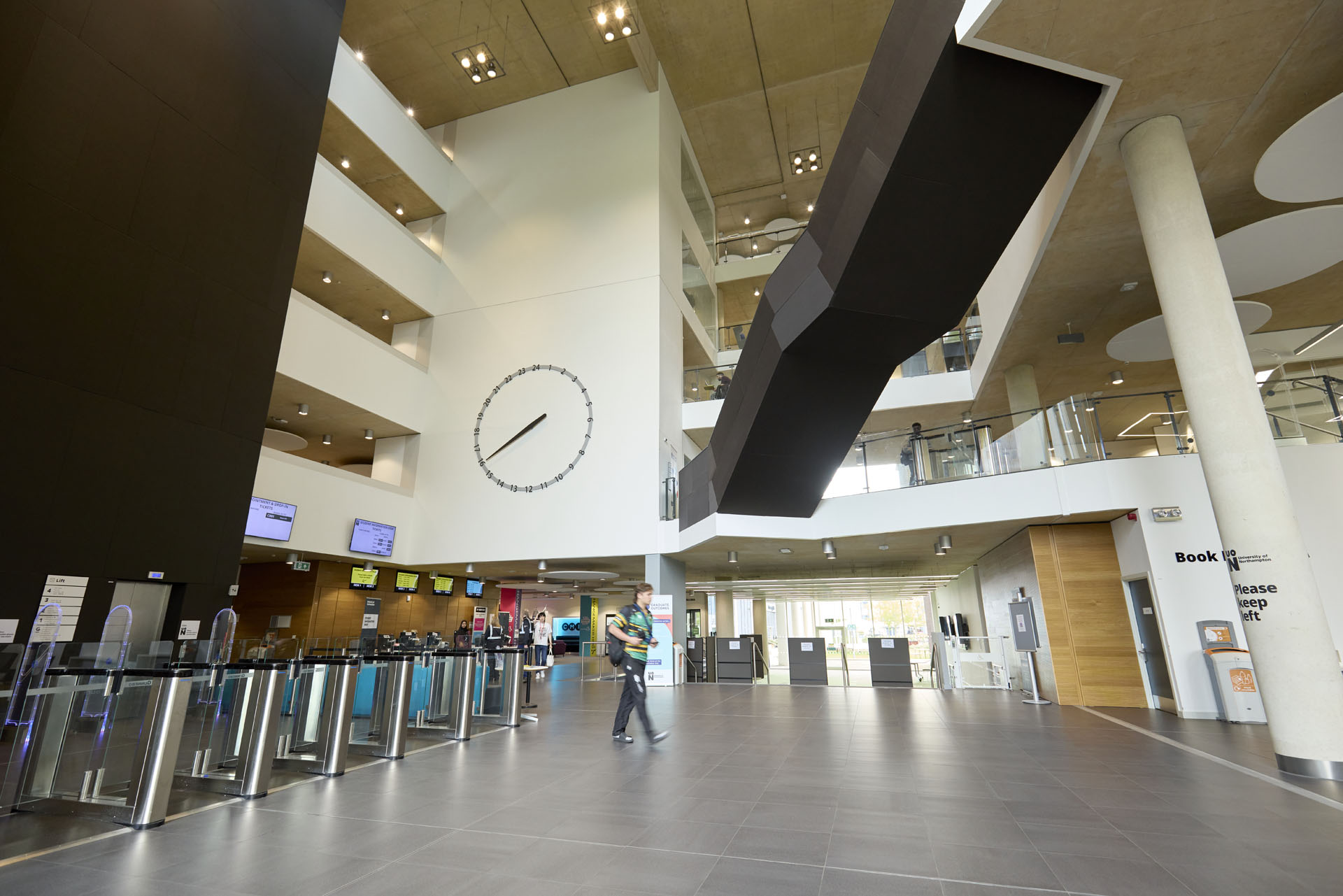 View of the ground floor in the Learning Hub